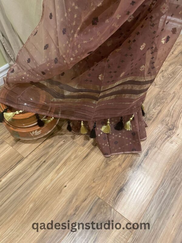 Dusty Brown Jamdani Saree