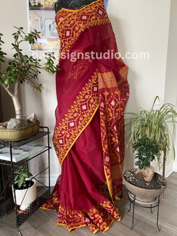 Red Dhakai Jamdani Saree