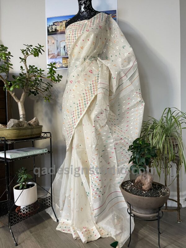 White Dhakai Jamdani Saree