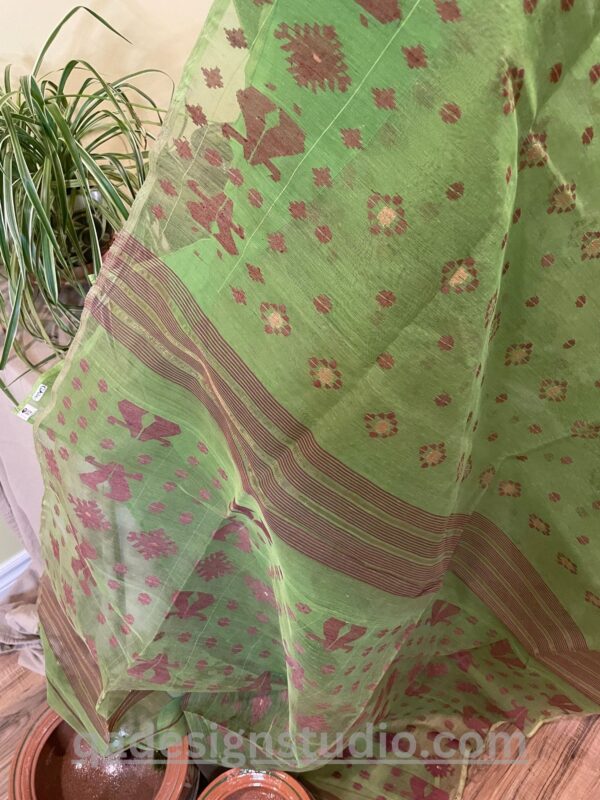 parrot green saree contrast blouse